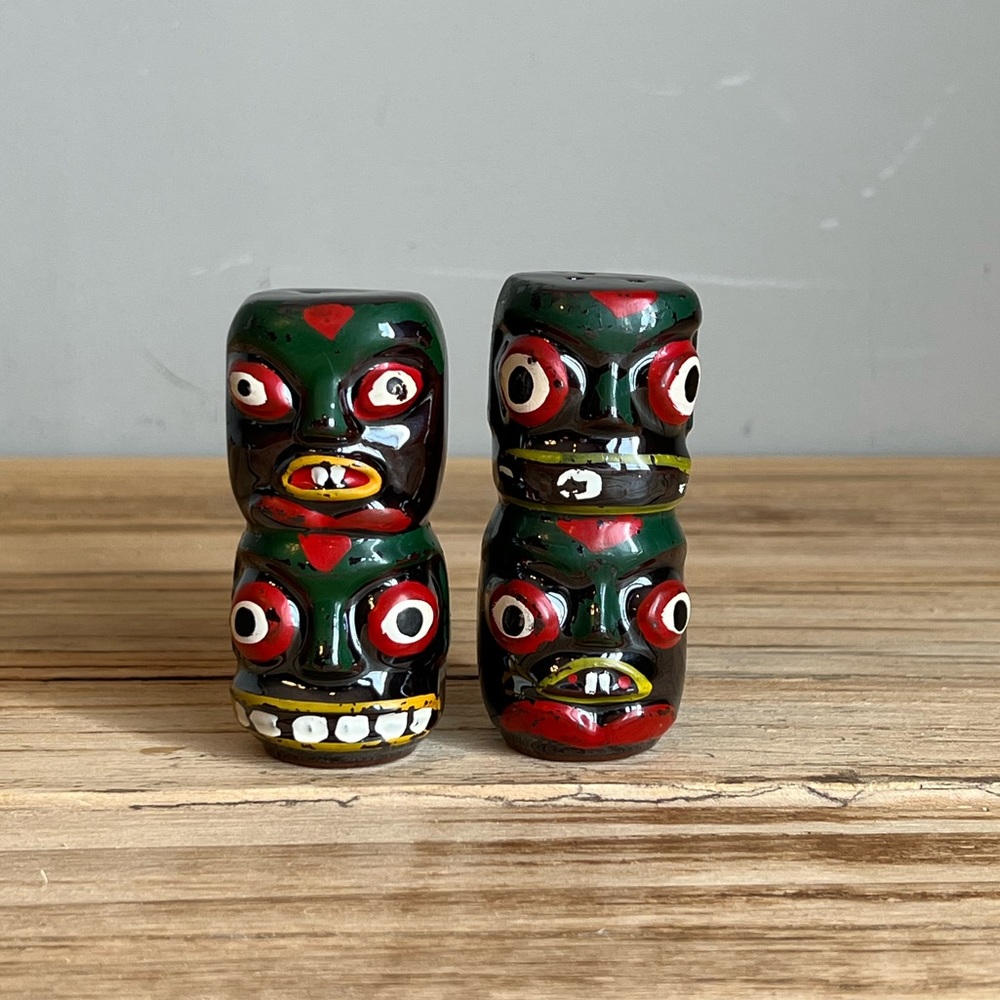 Vintage Ceramic Tiki Totem Salt And Pepper Shakers